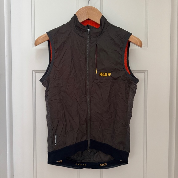 Men's Gray Vest - Picture 1 of 6